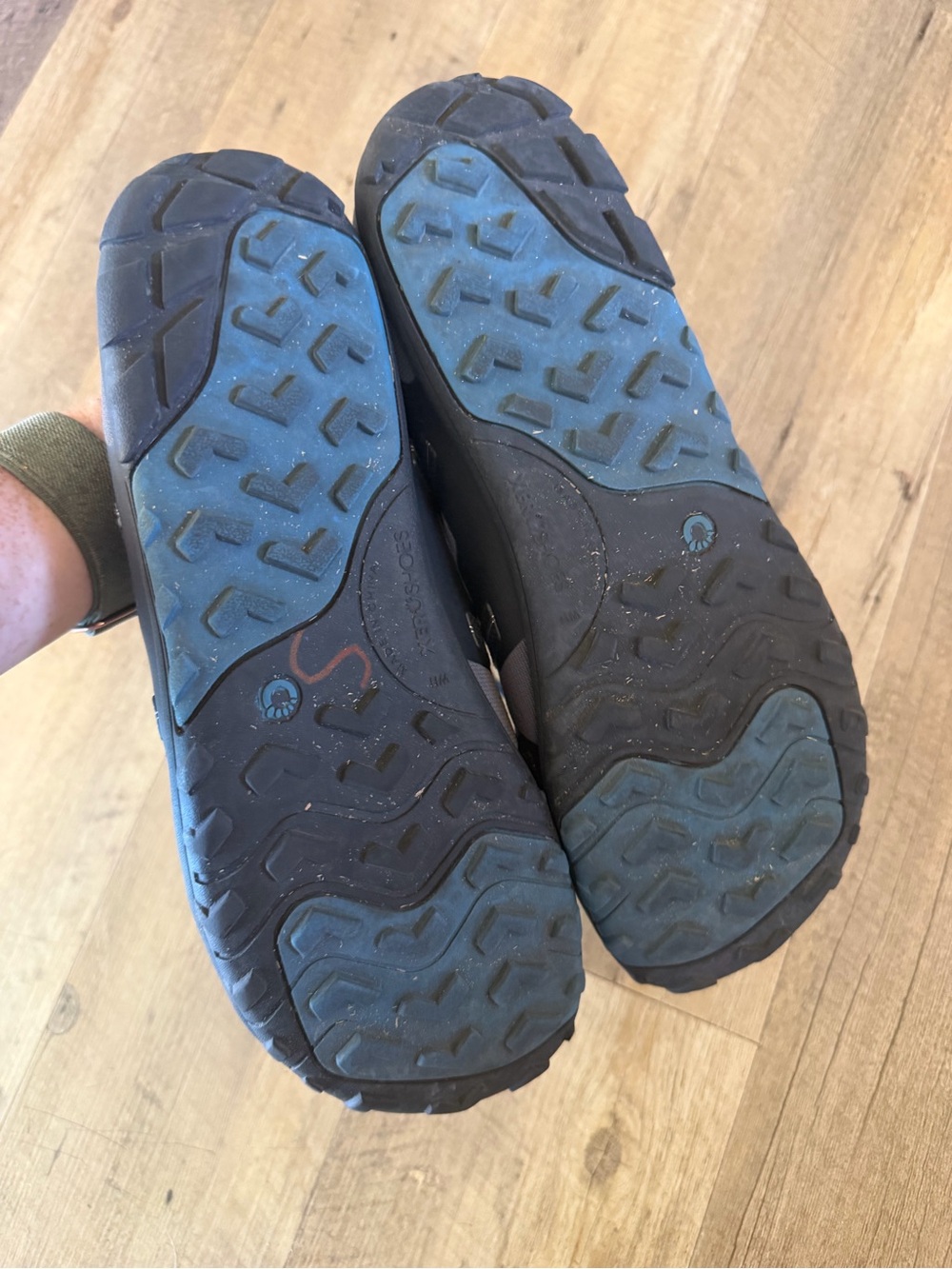 Xero Shoes Women’s Mesa Trail | Dark Gray Sapphire - Picture 7 of 9